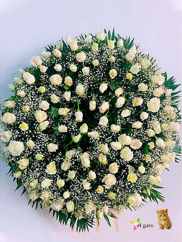 Corona fúnebre 125 rosas