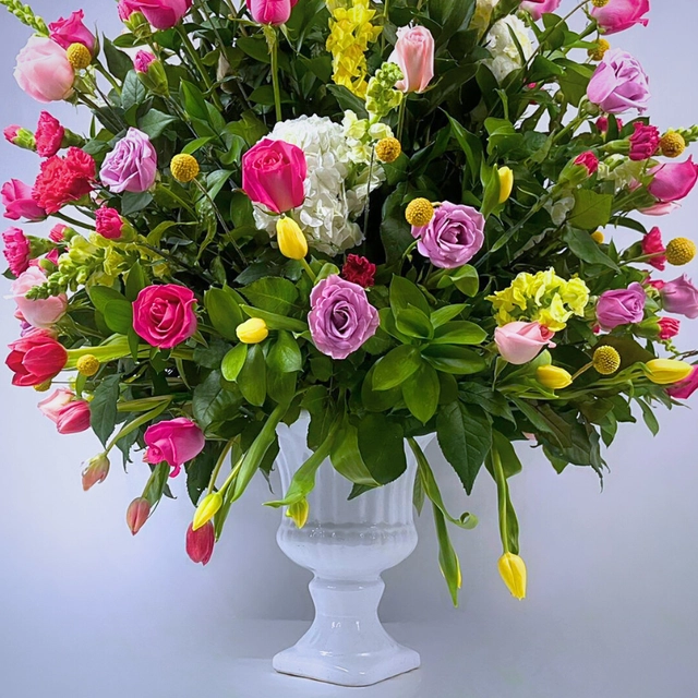 Canasta Jumbo con Rosas y Hortensias