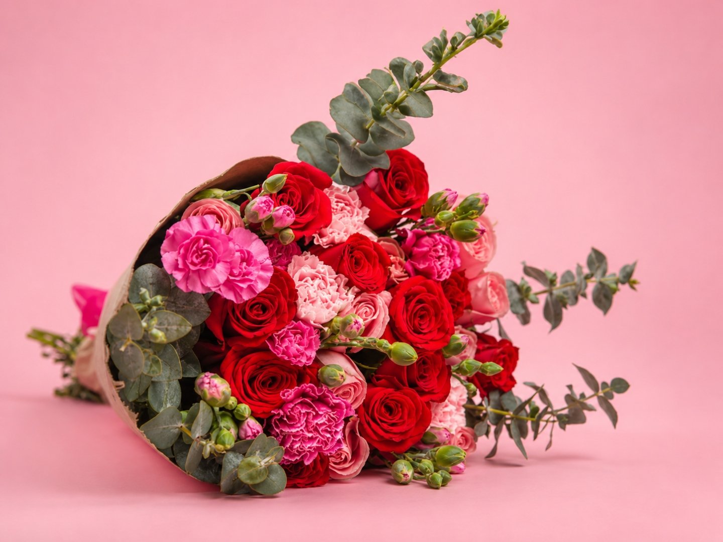 Bouquet 12 Rosas Y 12 Claveles
